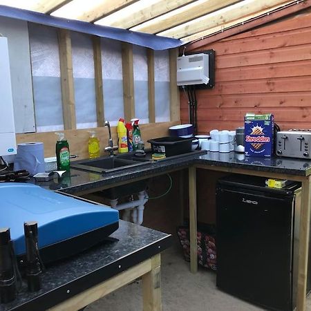 特鲁罗 Cox Hill Glamping Badger酒店 外观 照片