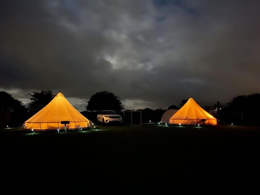 特鲁罗 Cox Hill Glamping Badger酒店 外观 照片